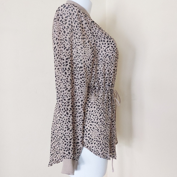 Haute Fox 2X Womens Sheer Animal Print Lightweight Plus Size Jacket Cover Up - Picture 3 of 13